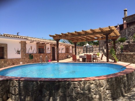 Casa Los Nacimientos 1